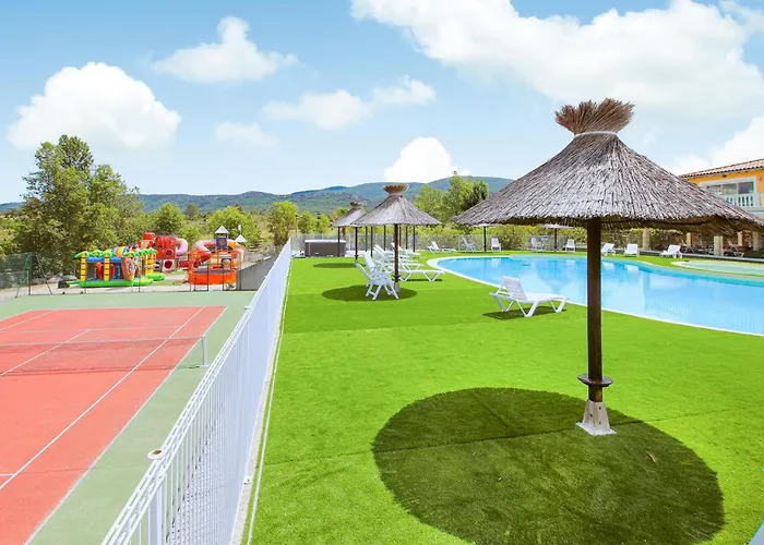 In With Swimming Pool